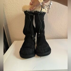 Black Uggs